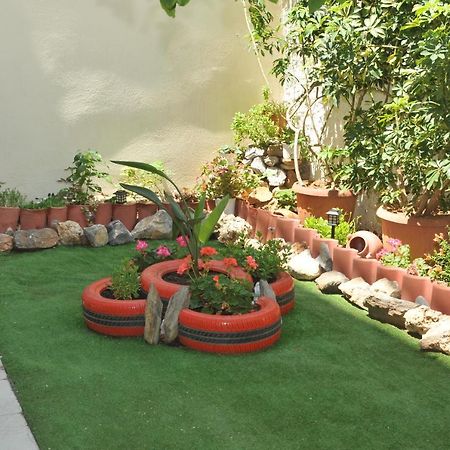 Demi'S Garden Near The Metro Of Athens Apartment Exterior photo